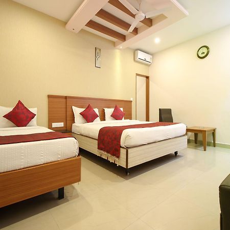 โอโย 6960 เกนคีรี Hotel บังกาลอร์ ภายนอก รูปภาพ
