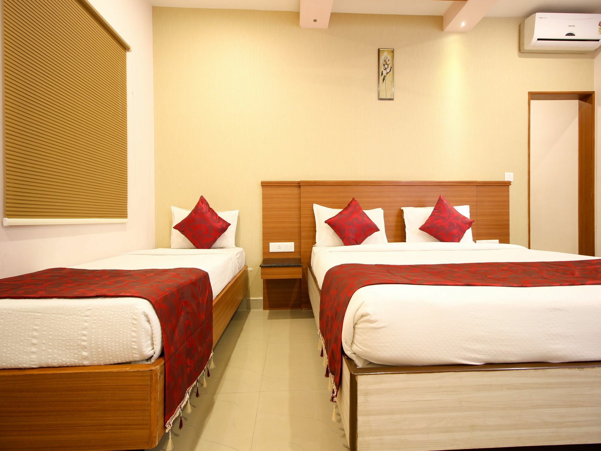 โอโย 6960 เกนคีรี Hotel บังกาลอร์ ภายนอก รูปภาพ