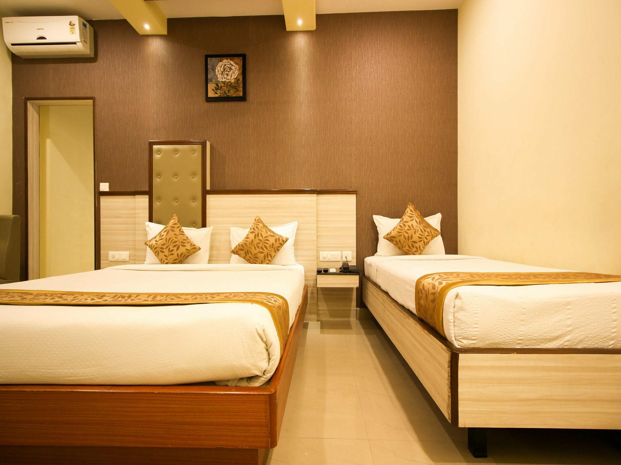 โอโย 6960 เกนคีรี Hotel บังกาลอร์ ภายนอก รูปภาพ